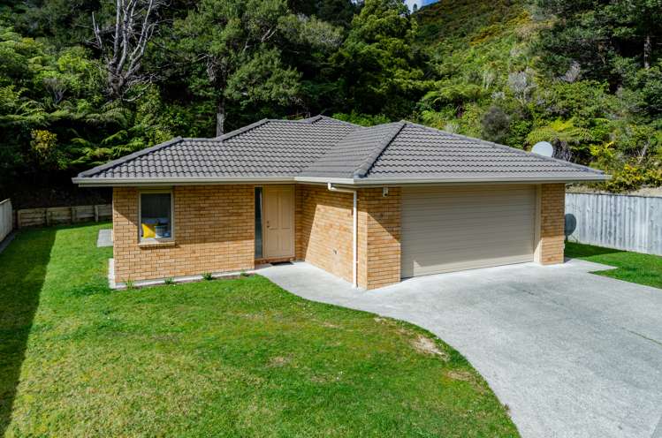 9 Boleyn Close Kingsley Heights_17