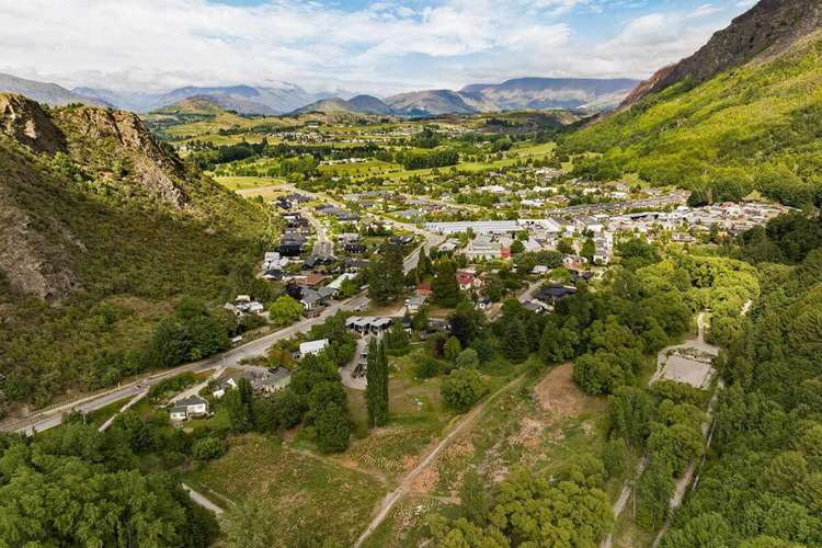 Manse Mews Sections Arrowtown_15