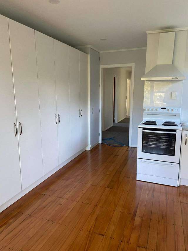 105 Churchill Drive Crofton Downs_2