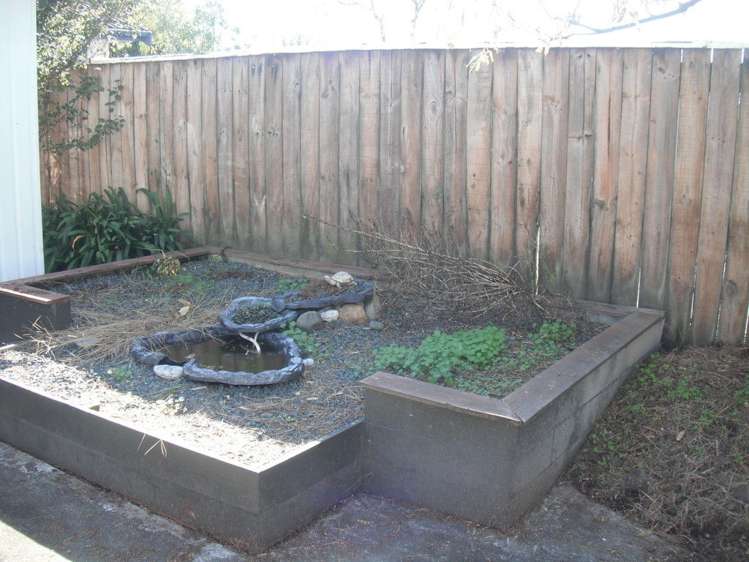 2 Neale Avenue Stoke_20