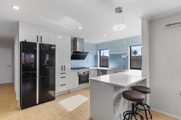 2 Takahe Avenue Takanini_6