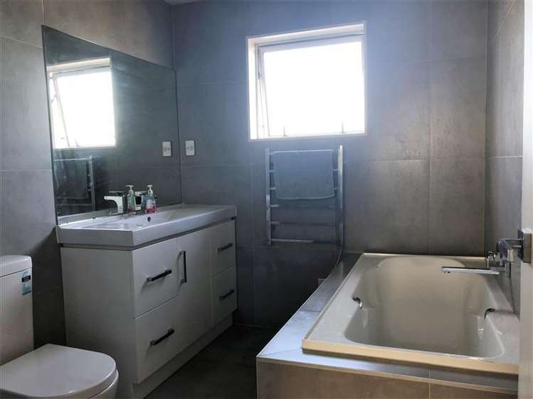 10 Brooks Way Manukau_12