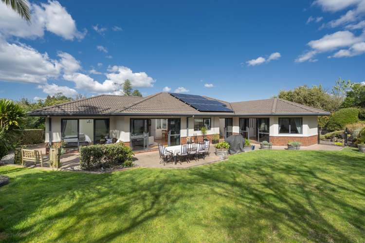 61 Contour Avenue Pyes Pa_20