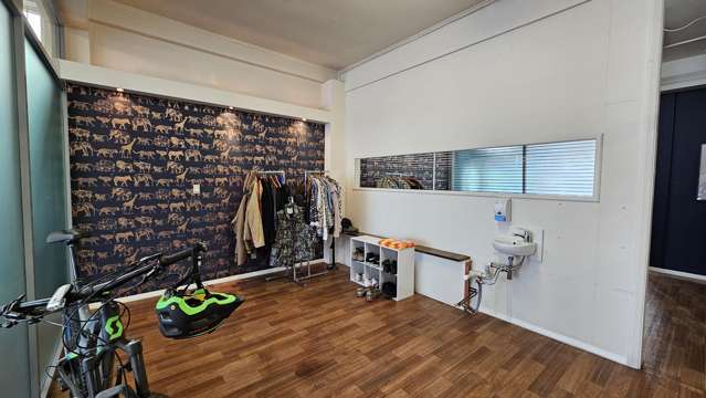 114 King Street North Hastings_3