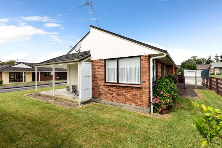 9 Enderley Lane Enderley_16