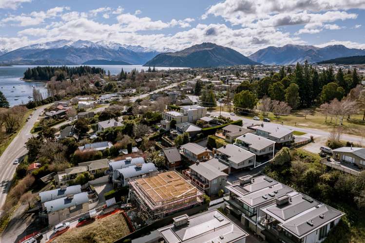 2/124 Lismore Street Wanaka_20