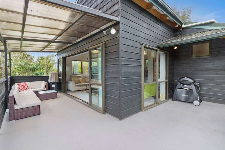 2/63 Raleigh Road Northcote_24