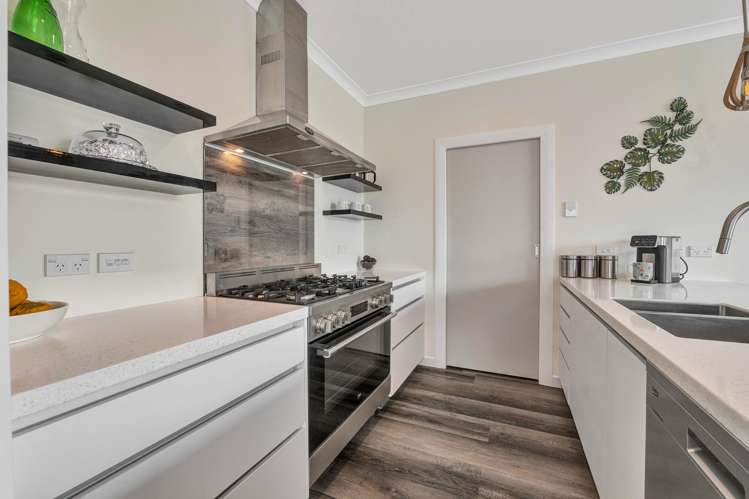 5 Pembroke Road West_3