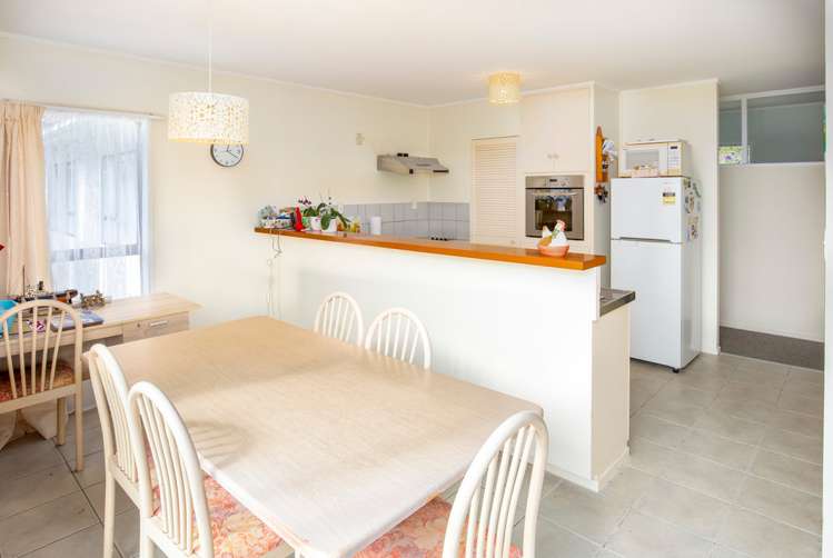 8 Cherry Crescent Pukekohe_4