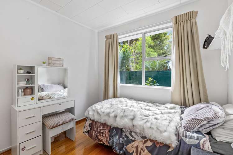 46 Easton Park Parade Glenfield_8