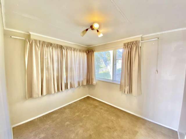 32 Blampied Road Otara_4