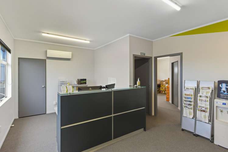 208 Main Highway Otaki_6