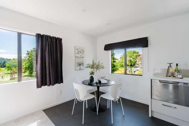 32 Lansdowne Crescent Glenview_4