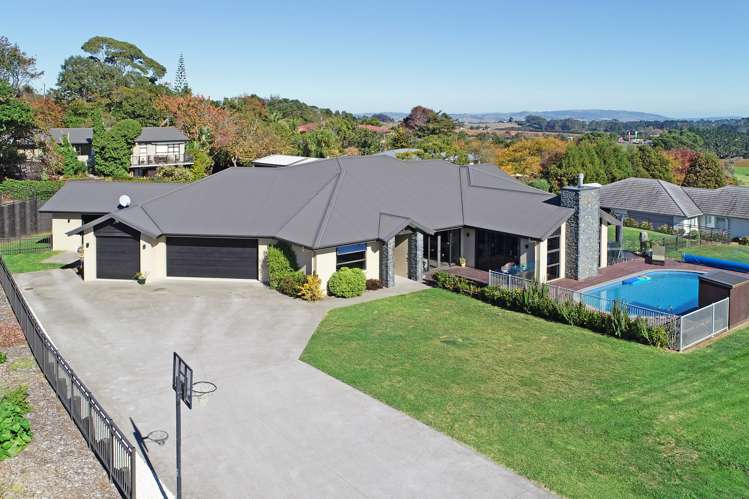 11 Bernora Crescent Bombay_30