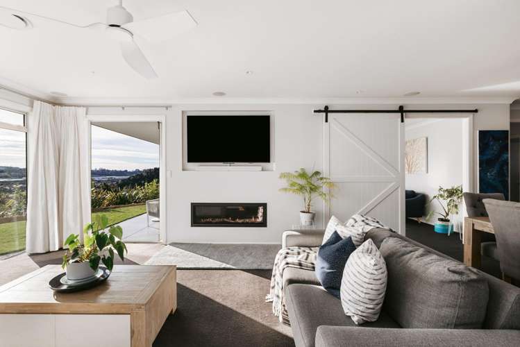 40 Broadwater Close Pyes Pa_6