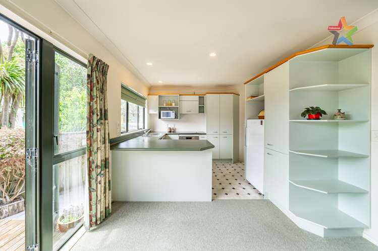 2/20 Mawson Street Waiwhetu_13