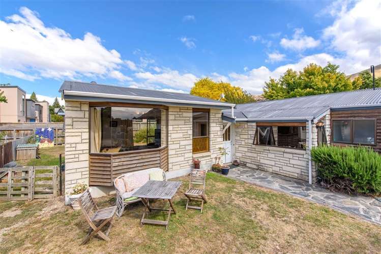 208 Brownston Street Wanaka_14