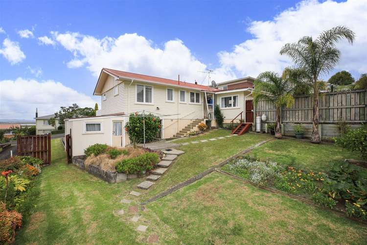 148 Brunton Crescent Thames_5