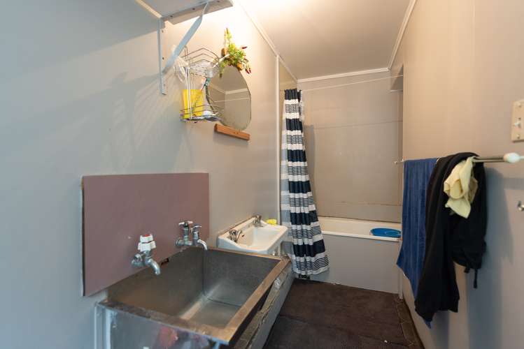 512 Adelaide Road Berhampore_11