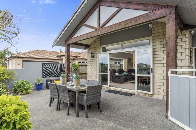 128 Oriental Parade Papamoa_0