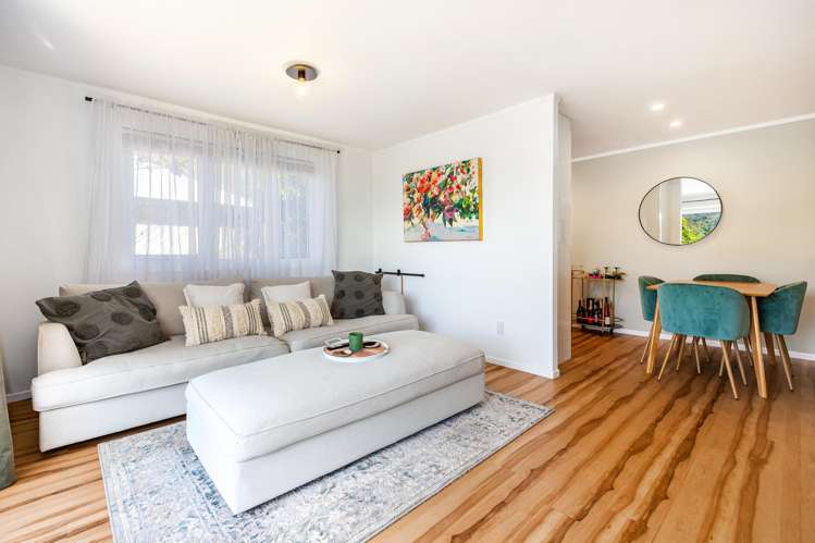 1/107 Allington Road Karori_20