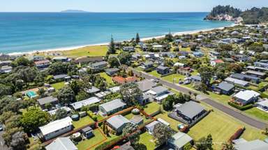 19a Whiritoa Beach Road_3