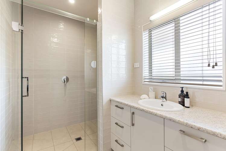 10/34 Waipuia Place Greenhithe_10