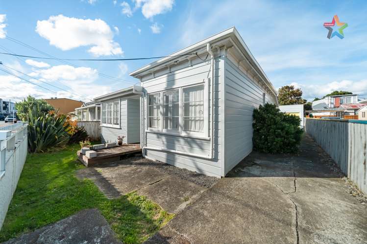 24 Tory Street Petone_19