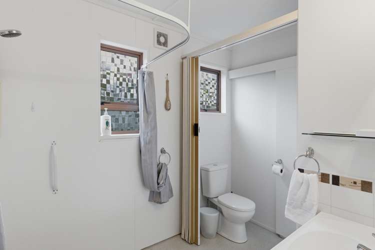 15A Brassey Road St Johns Hill_16