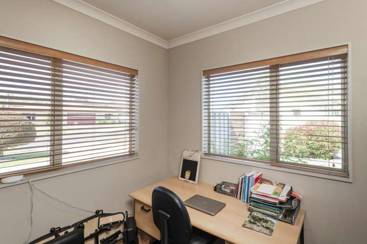 20 Margaret Place Lytton West_25