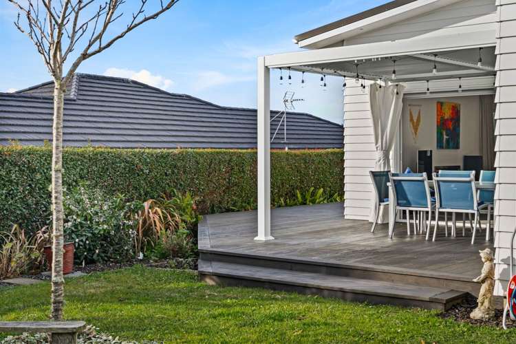 6 Orchard Terrace Riverhead_1