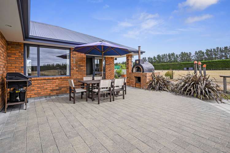 2233 South Eyre Road West Eyreton_14