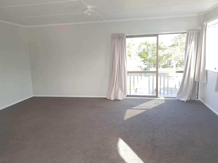 B/3 Cobham Place Tikipunga_4
