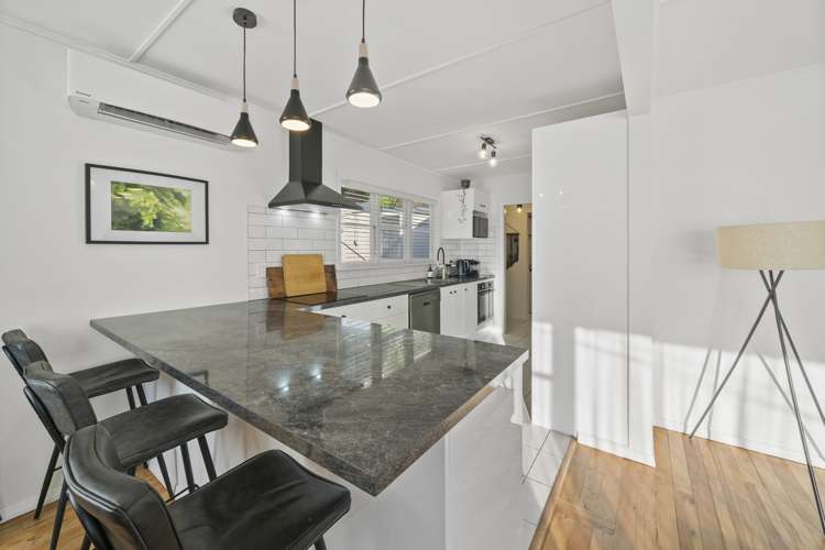 61 Petrie Street Wainuiomata_6