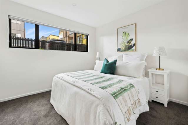 393 Ormiston Road Flat Bush_4