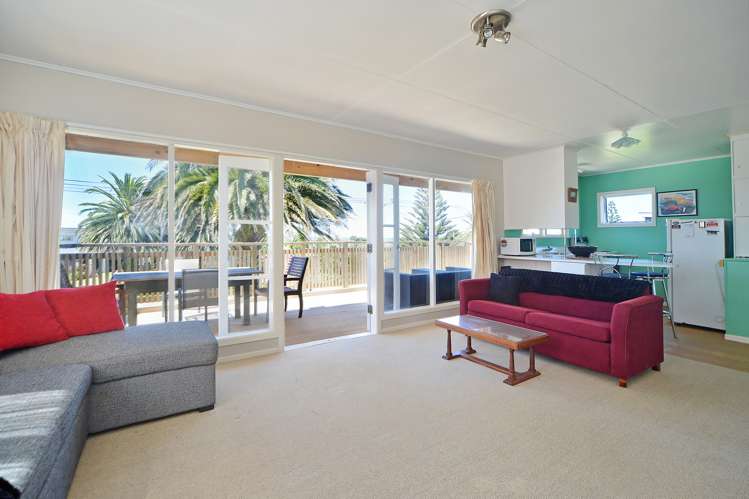 28 Pinedale Crescent Riversdale Beach_11