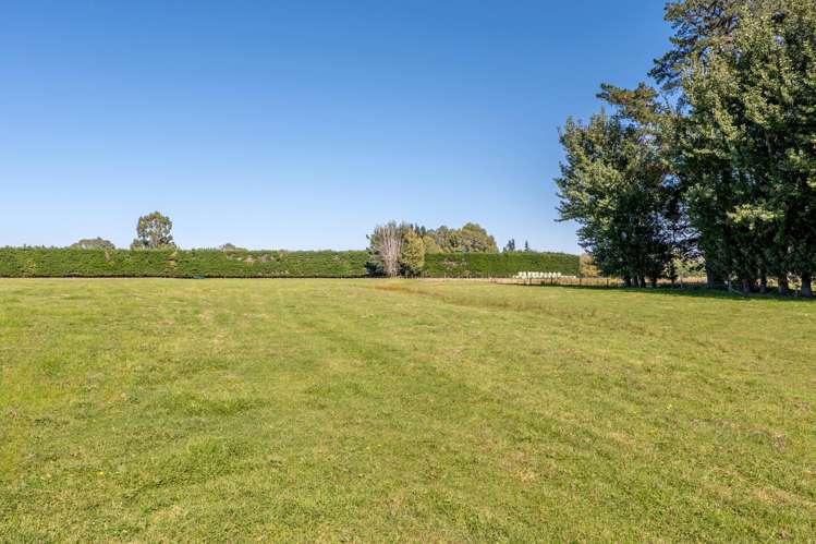 238 Beach Road East Elgin_22