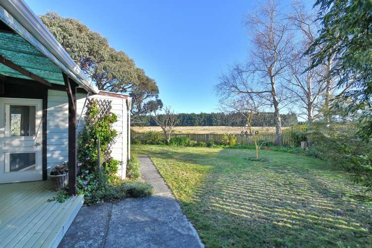 148 Kings Road Leithfield_14