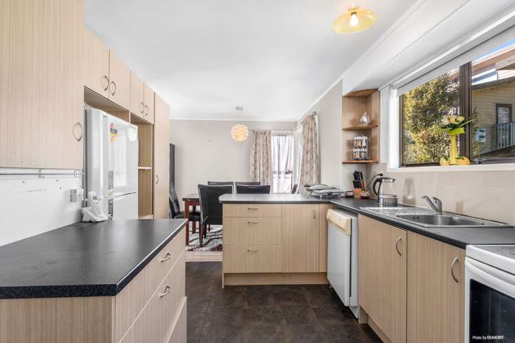 30 Adam Sunde Place Glen Eden_6