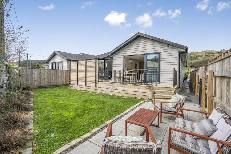 2/5 Westminster Road Wainuiomata_15