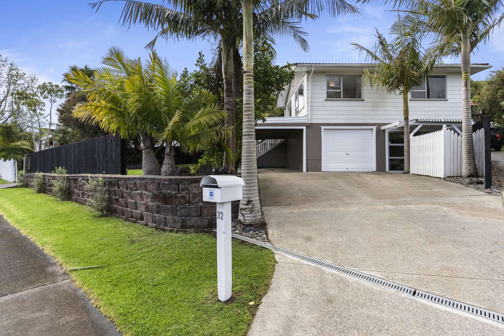 32 Archmillen Avenue Pakuranga Heights_0