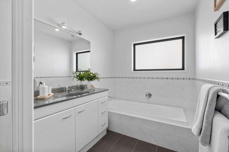 18 Excelsior Way Omaha_15