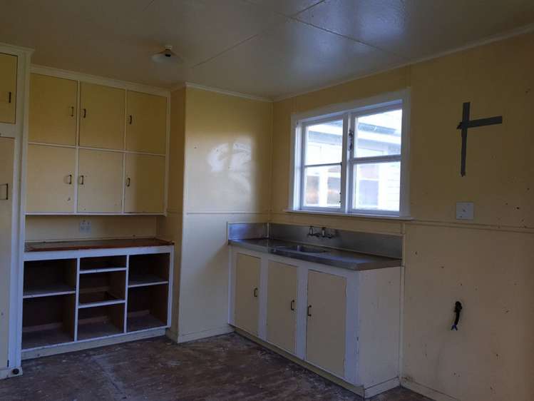 32 High Street Eketahuna_2