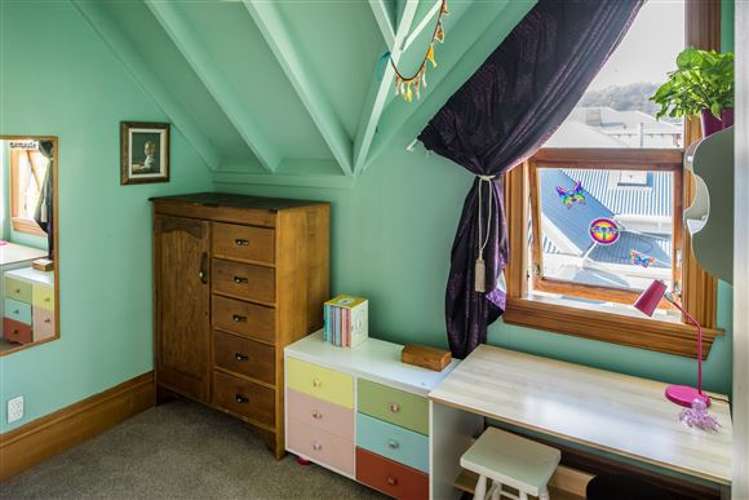 12 Te Wharepouri Street Berhampore_14