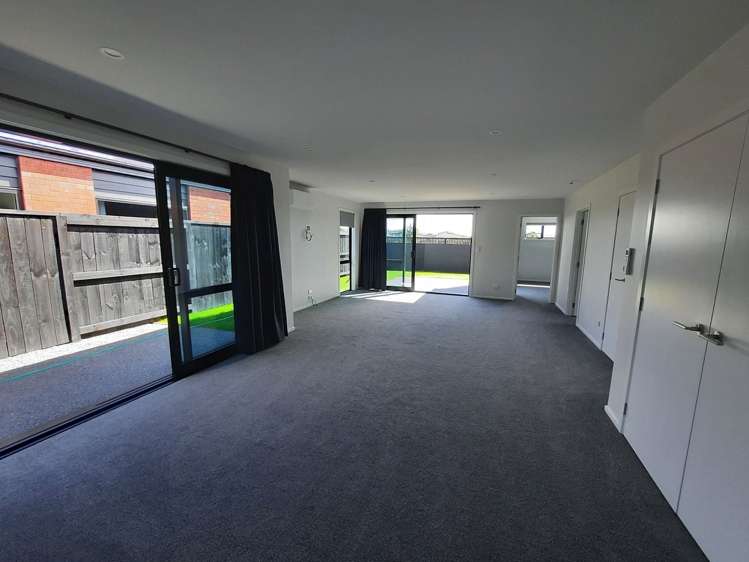 33 Trewern Avenue Chartwell_6