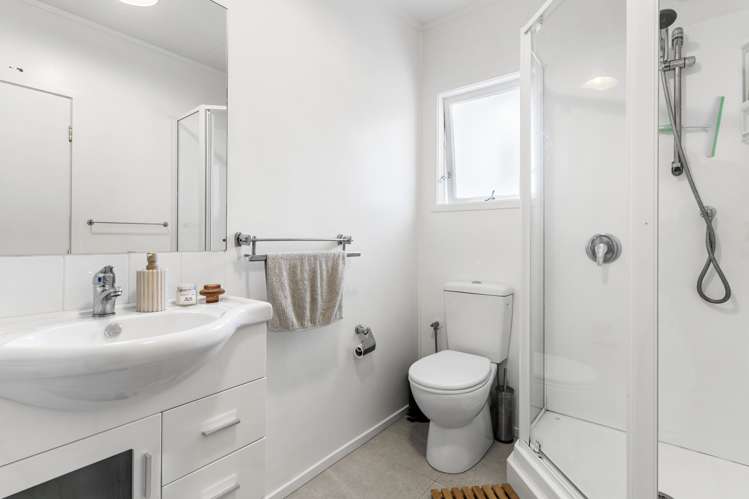 3/7 Caulton Street St Johns_10