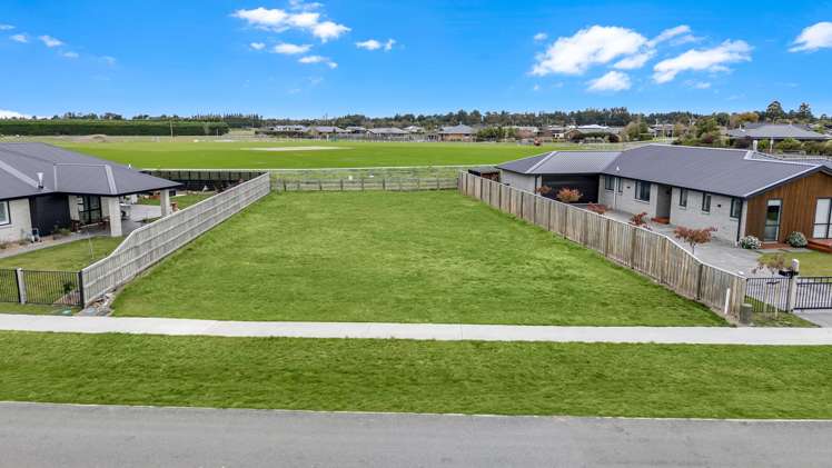 10 Plover Avenue Amberley_2