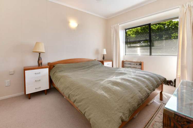 2/280 Beach Road Campbells Bay_12