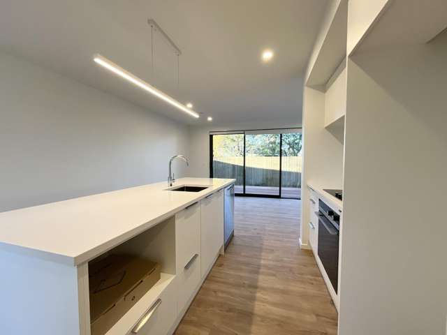 8/83 Edinburgh Street 10222_2
