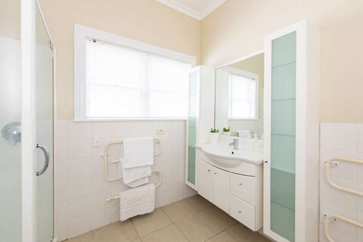 3 Greenfield Road Epsom_12